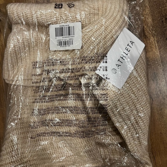 ATHLETA Sierra Wool Knit Crew Sweater NWT $129 - Picture 3 of 6